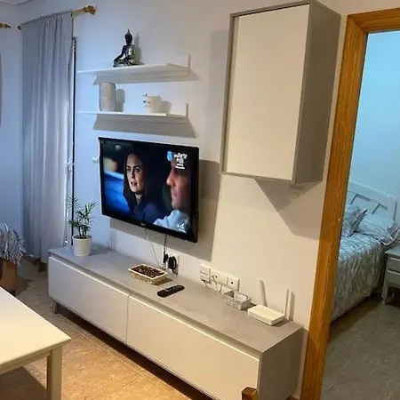 Apartment En Acogedor A 200 Metros La Playa Wifi Torrevieja
